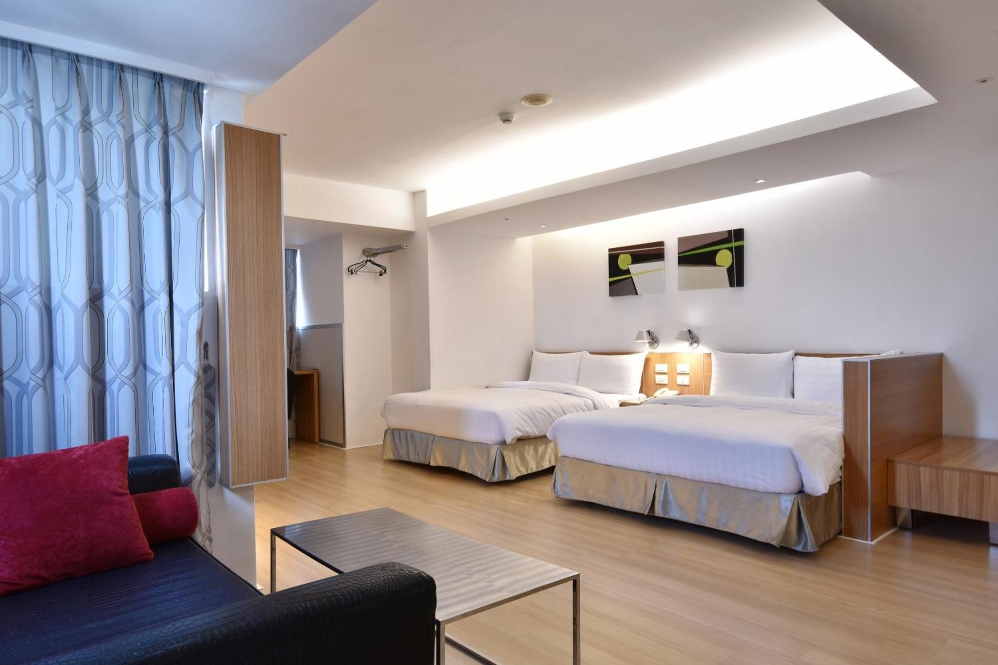 Hotel Hi - Xinmin Città di Chiayi Esterno foto
