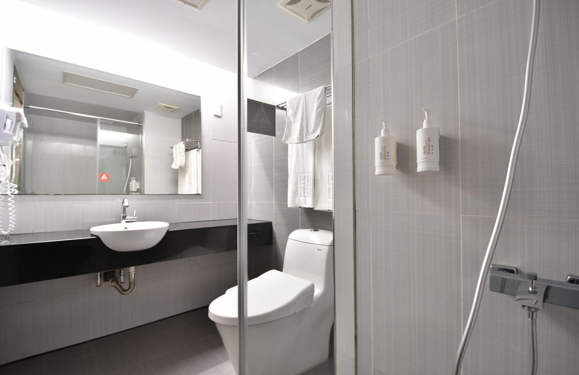 Hotel Hi - Xinmin Città di Chiayi Esterno foto