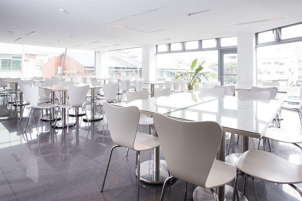 Hotel Hi - Xinmin Città di Chiayi Esterno foto
